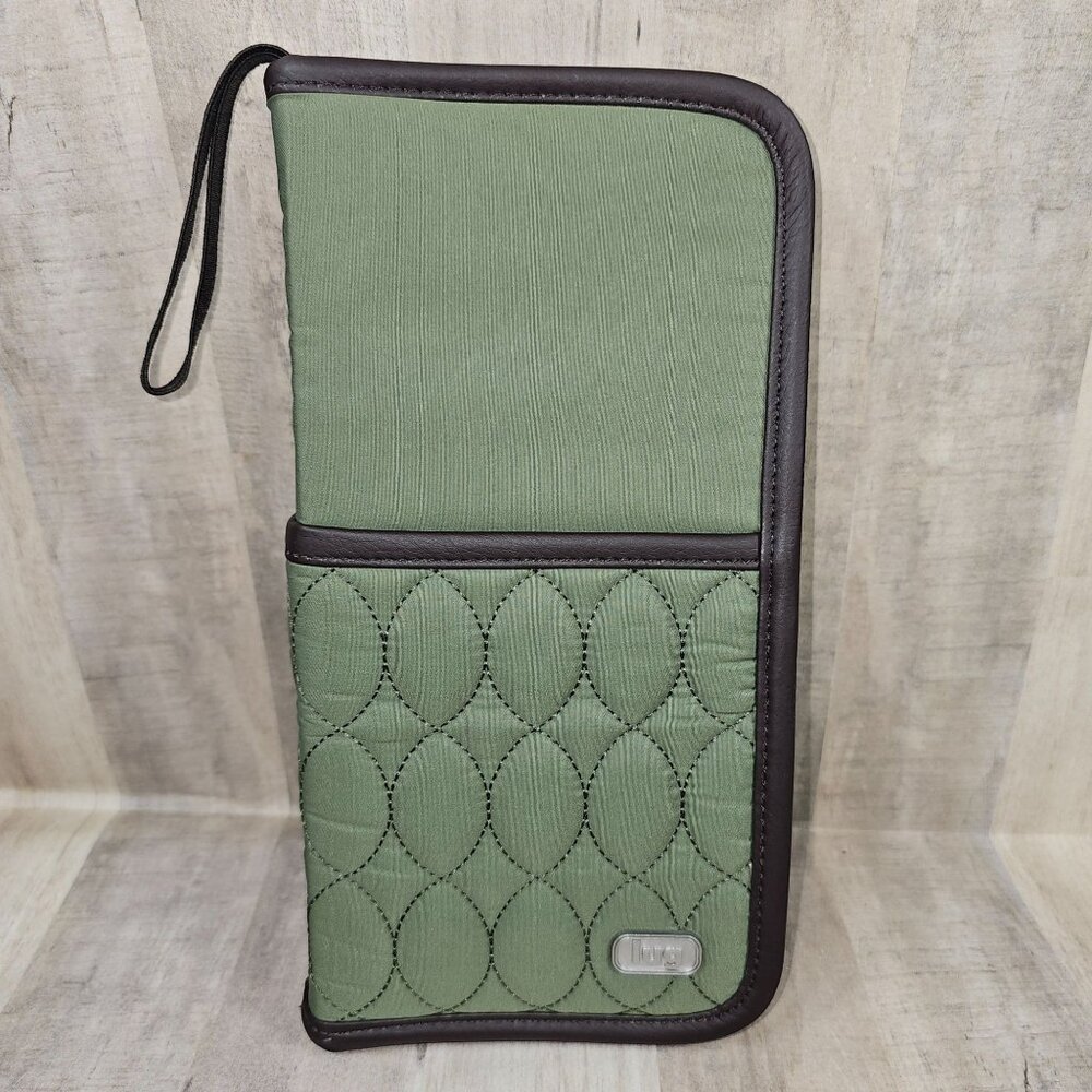 Lug Lasso Zip Travel Wallet Canter Collection Passport Outer Pockets